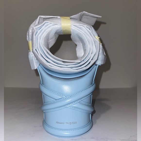 Alexander McQueen The Curve Mini Crossbody Bag Blue NWT - Picture 4 of 16